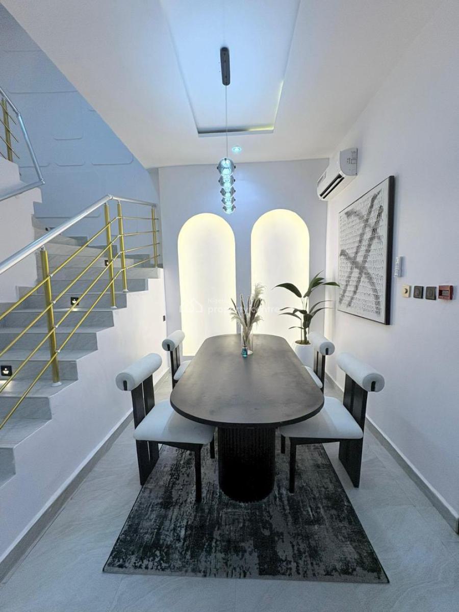 Newly Furnished Luxury 3 Bedroom with Pool and Ps5, Lekki Phase 1, Lekki, Lagos, Flat / Apartment Short Let