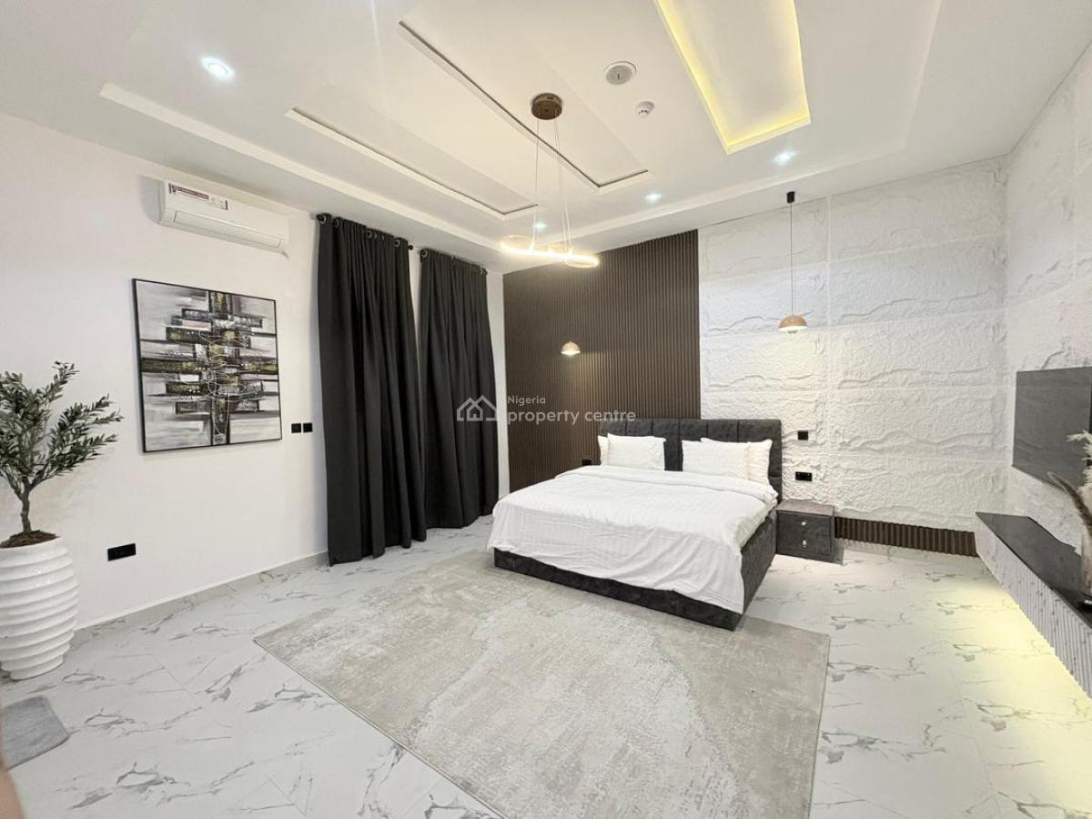 Newly Furnished Luxury 3 Bedroom with Pool and Ps5, Lekki Phase 1, Lekki, Lagos, Flat / Apartment Short Let