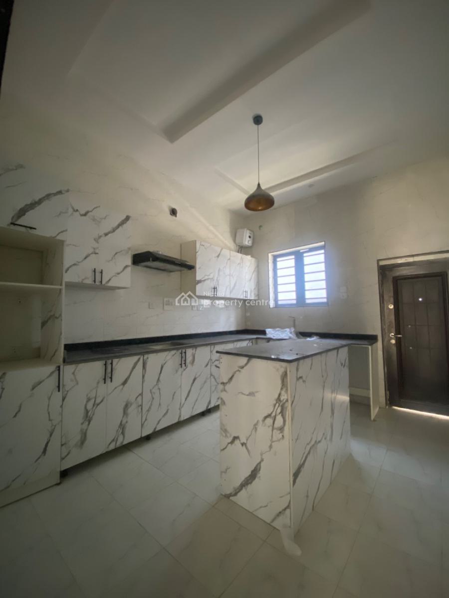 4 Bedroom Terraced Duplex + Bq, New Road, Lekki, Lagos, Terraced Duplex for Sale