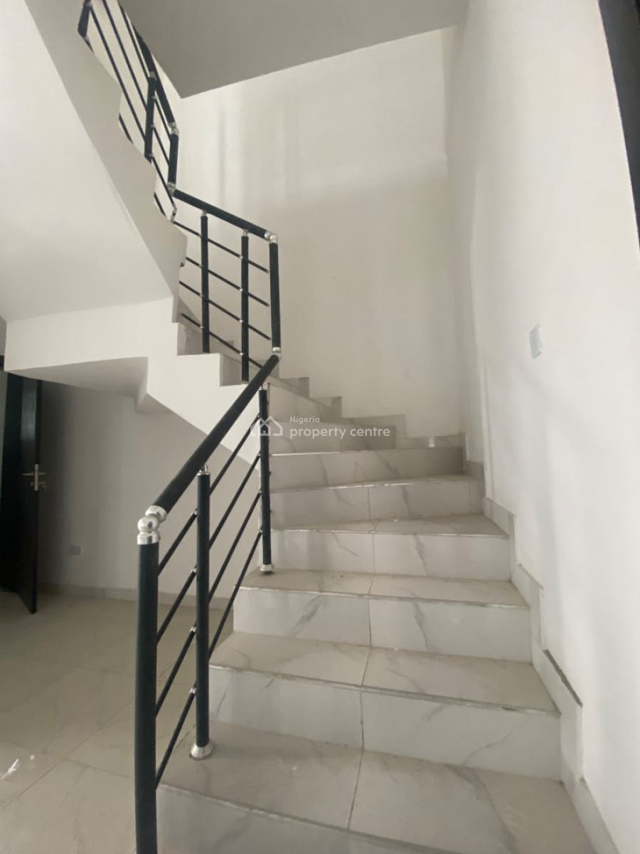 4 Bedroom Terraced Duplex + Bq, New Road, Lekki, Lagos, Terraced Duplex for Sale