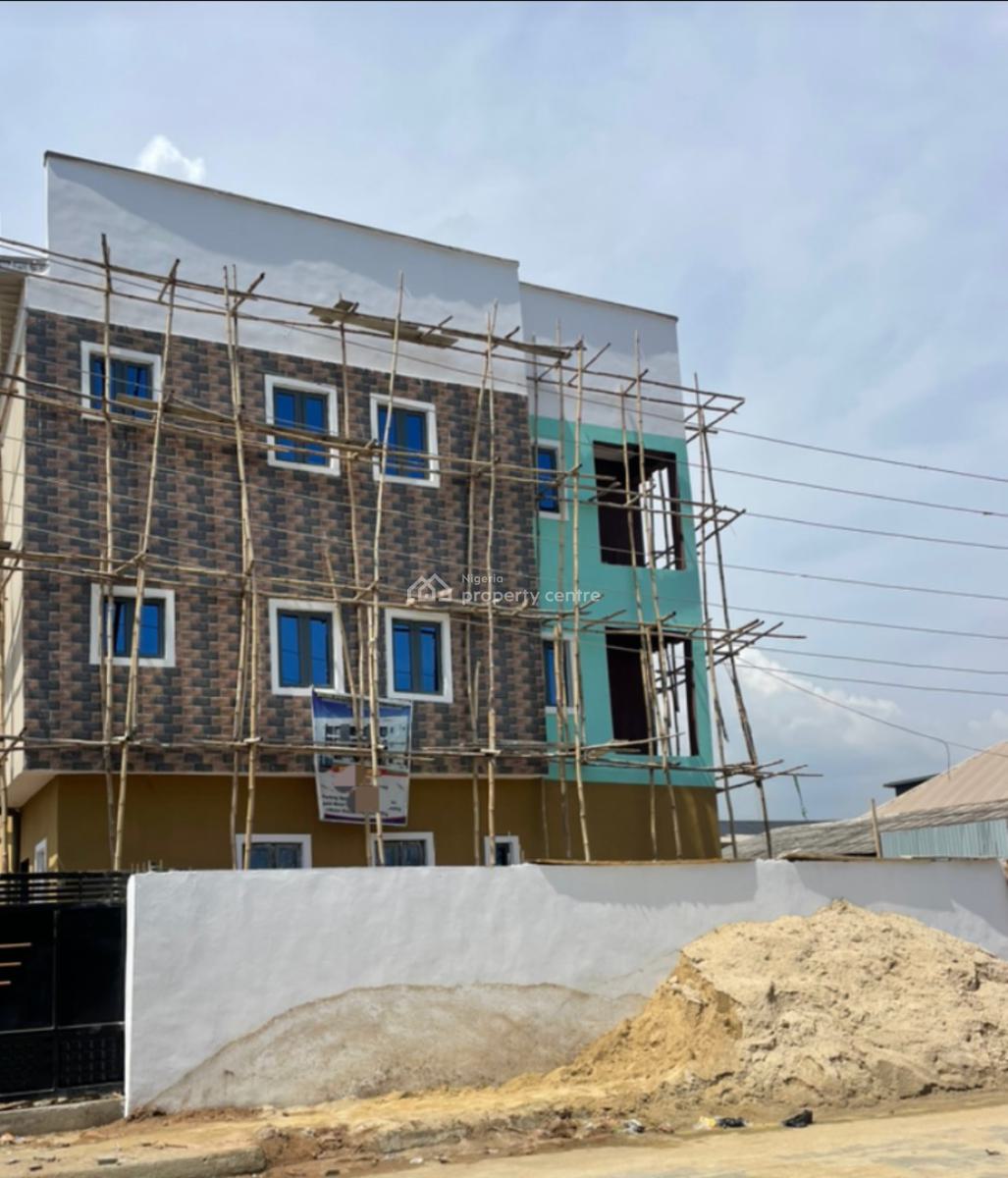 Exclusive One Bedroom Apartment, Pedro, Gbagada, Lagos, Mini Flat (room and Parlour) for Sale