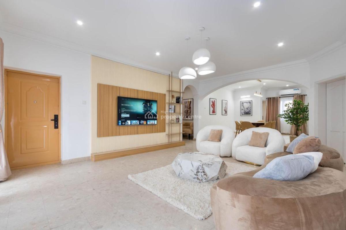 5 Bedroom Fully Detached Self Compound Duplex with 2 Living Rooms, Lekki Phase 1, Lekki, Lagos, Flat / Apartment Short Let