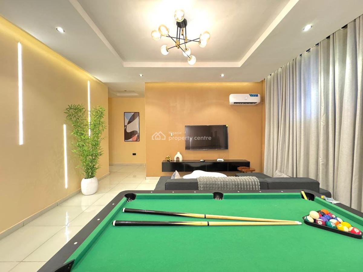 Brand New Luxurious 3 Bedroom Maisonette with Pool, Ps5 & Snooker, Lekki Phase 1, Lekki, Lagos, Flat / Apartment Short Let