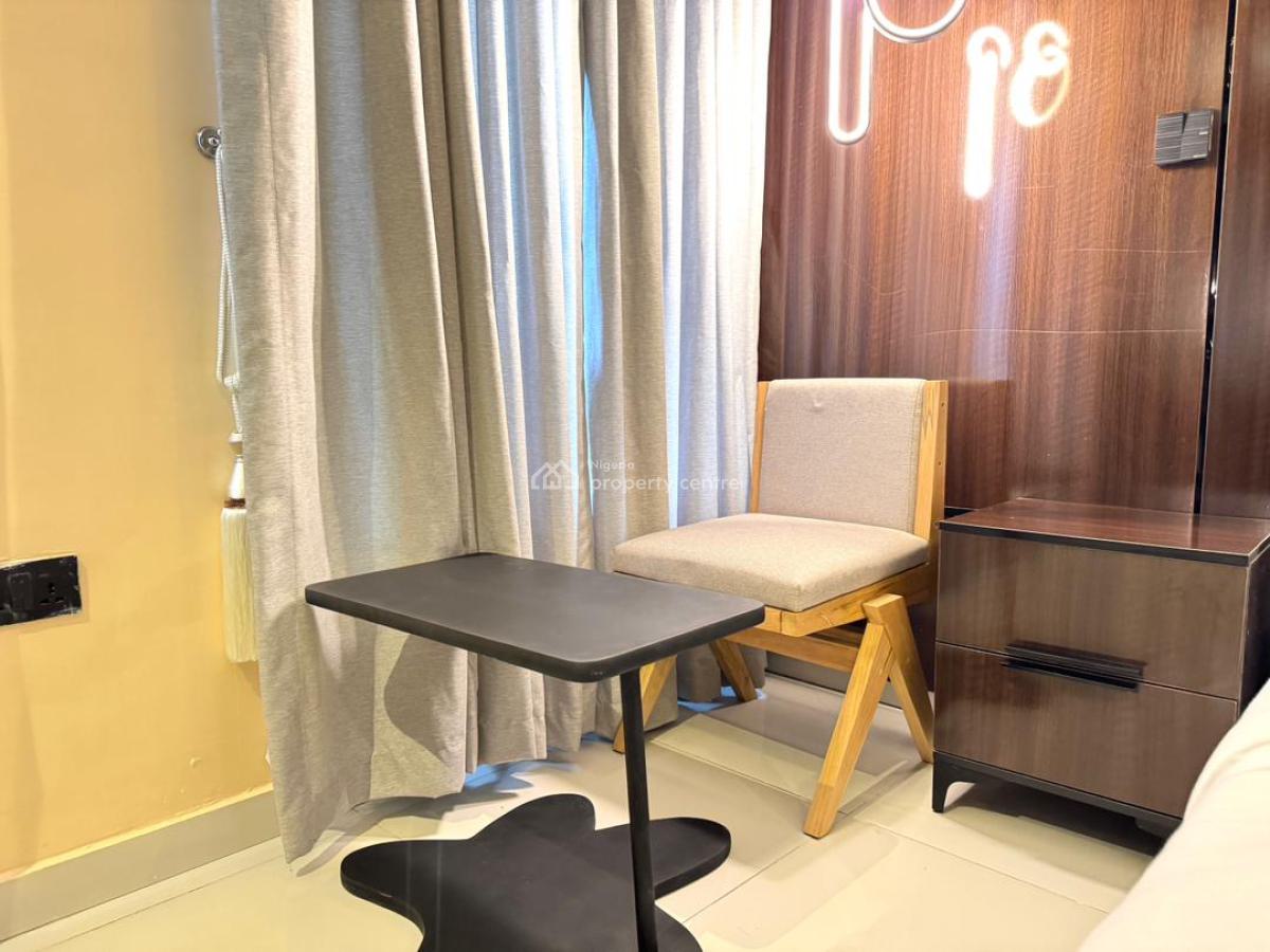 Brand New Luxurious 3 Bedroom Maisonette with Pool, Ps5 & Snooker, Lekki Phase 1, Lekki, Lagos, Flat / Apartment Short Let