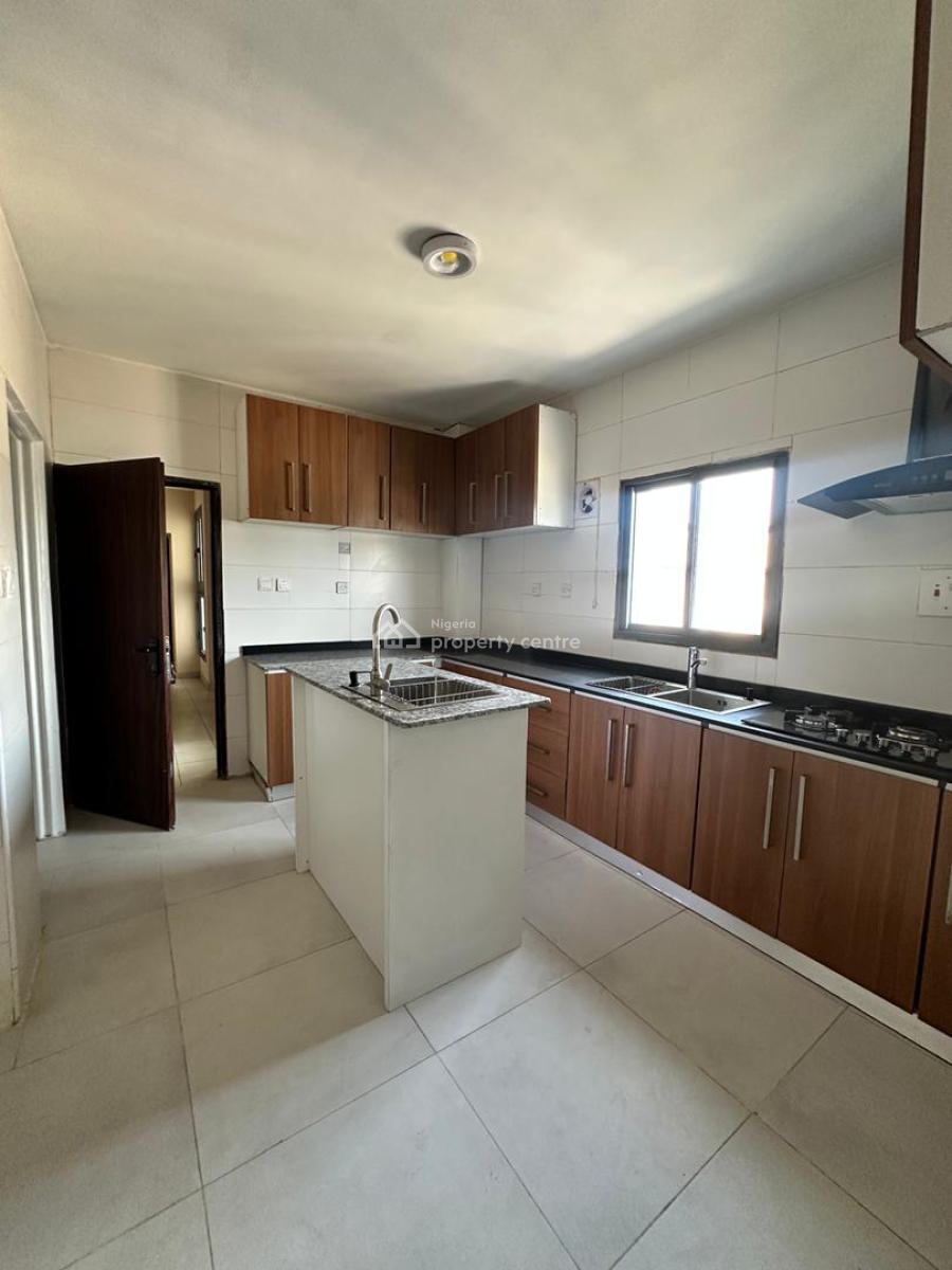 Very Spacious 3 Bedroom, Off Alexander, Ikoyi, Lagos, Flat / Apartment for Rent