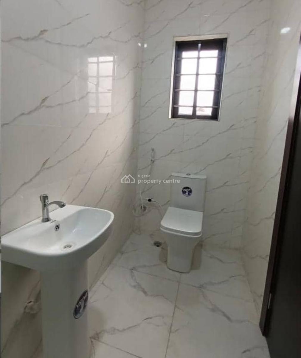 2 Bedroom Flat, Alpha Beach Road Chevron, Lekki, Lagos, Flat / Apartment for Rent