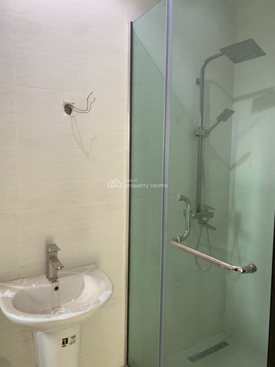 2 Bedroom Apartment, Chief Obafemi Awolowo Road, Alausa, Ikeja, Lagos, Flat / Apartment for Sale