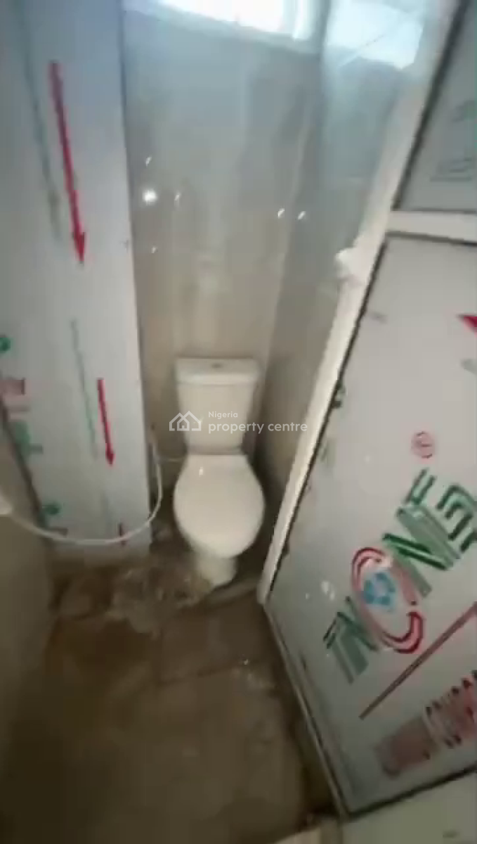 Miniflat, Onipanu, Shomolu, Lagos, Mini Flat (room and Parlour) for Rent