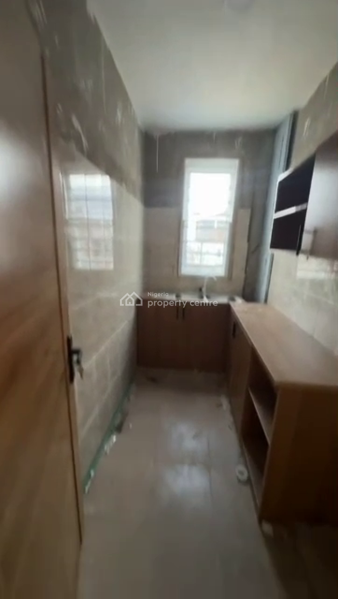 Miniflat, Onipanu, Shomolu, Lagos, Mini Flat (room and Parlour) for Rent