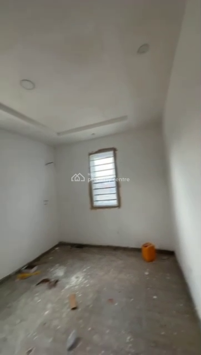 Miniflat, Onipanu, Shomolu, Lagos, Mini Flat (room and Parlour) for Rent