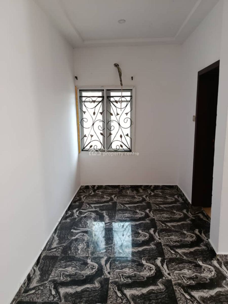 Massive 3 Bedroom Flat Downstairs, Paparo, Awoyaya, Ibeju Lekki, Lagos, Flat / Apartment for Rent