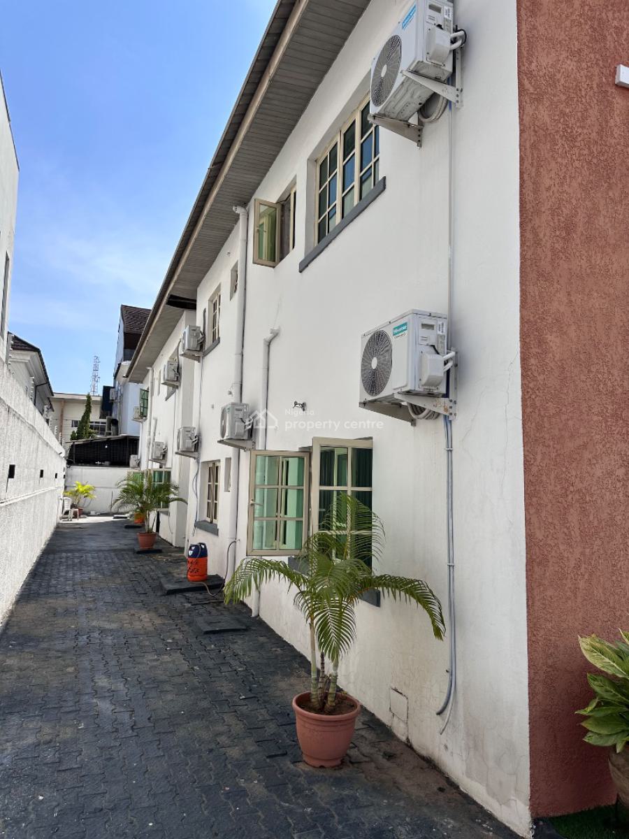 Awesome Luxury 2 Bedroom Apartment, Lekki Phase 1, Lekki, Lagos, Flat / Apartment Short Let