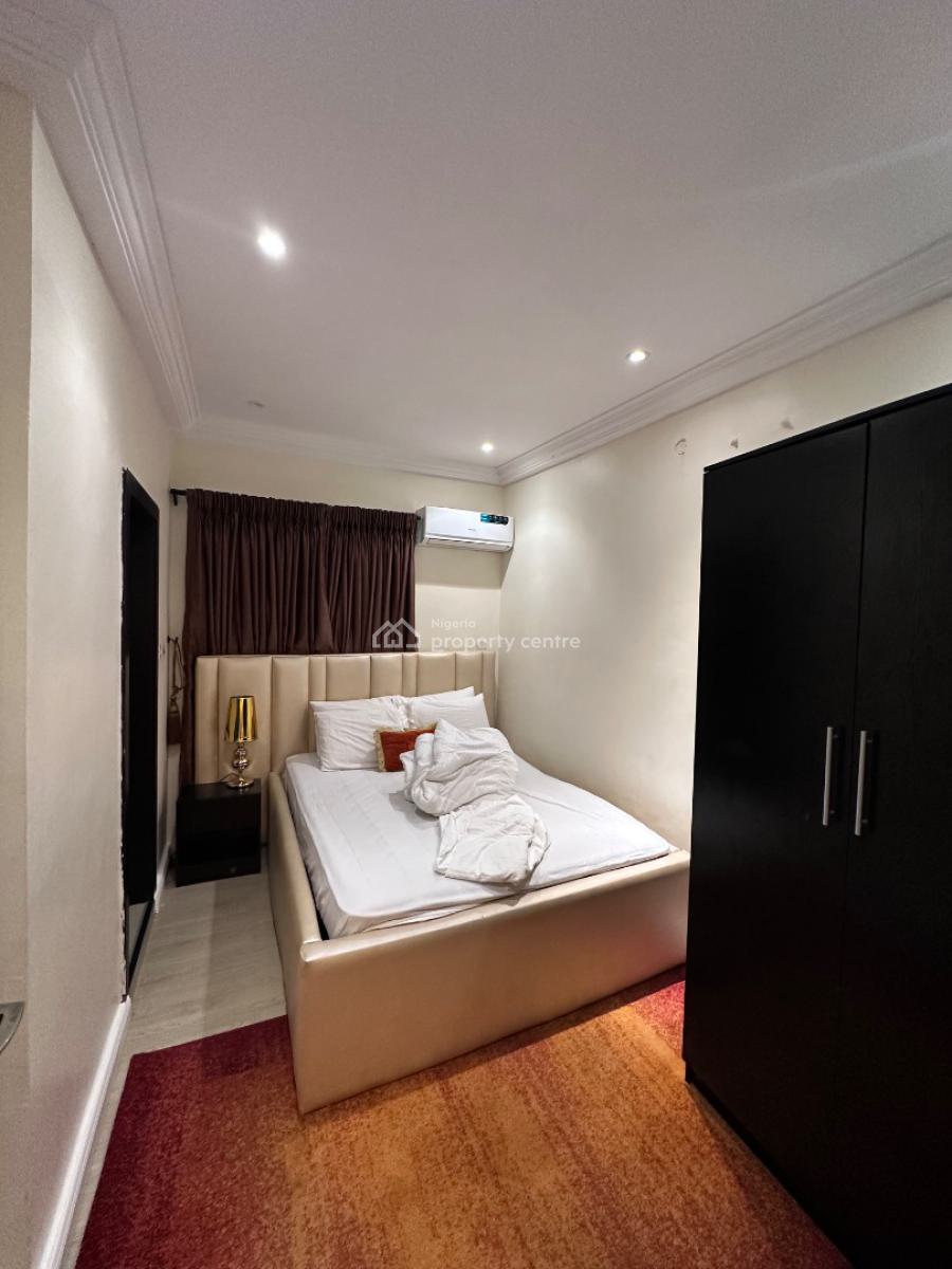 Coolest 2 Bedroom Luxury Apartment, Off Omorinre Johnson Street, Lekki Phase 1, Lekki, Lagos, Flat / Apartment Short Let