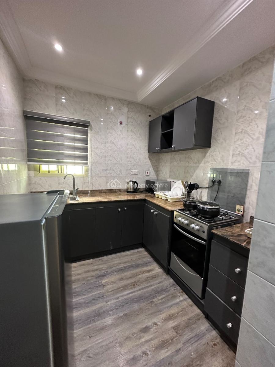 Coolest 2 Bedroom Luxury Apartment, Off Omorinre Johnson Street, Lekki Phase 1, Lekki, Lagos, Flat / Apartment Short Let