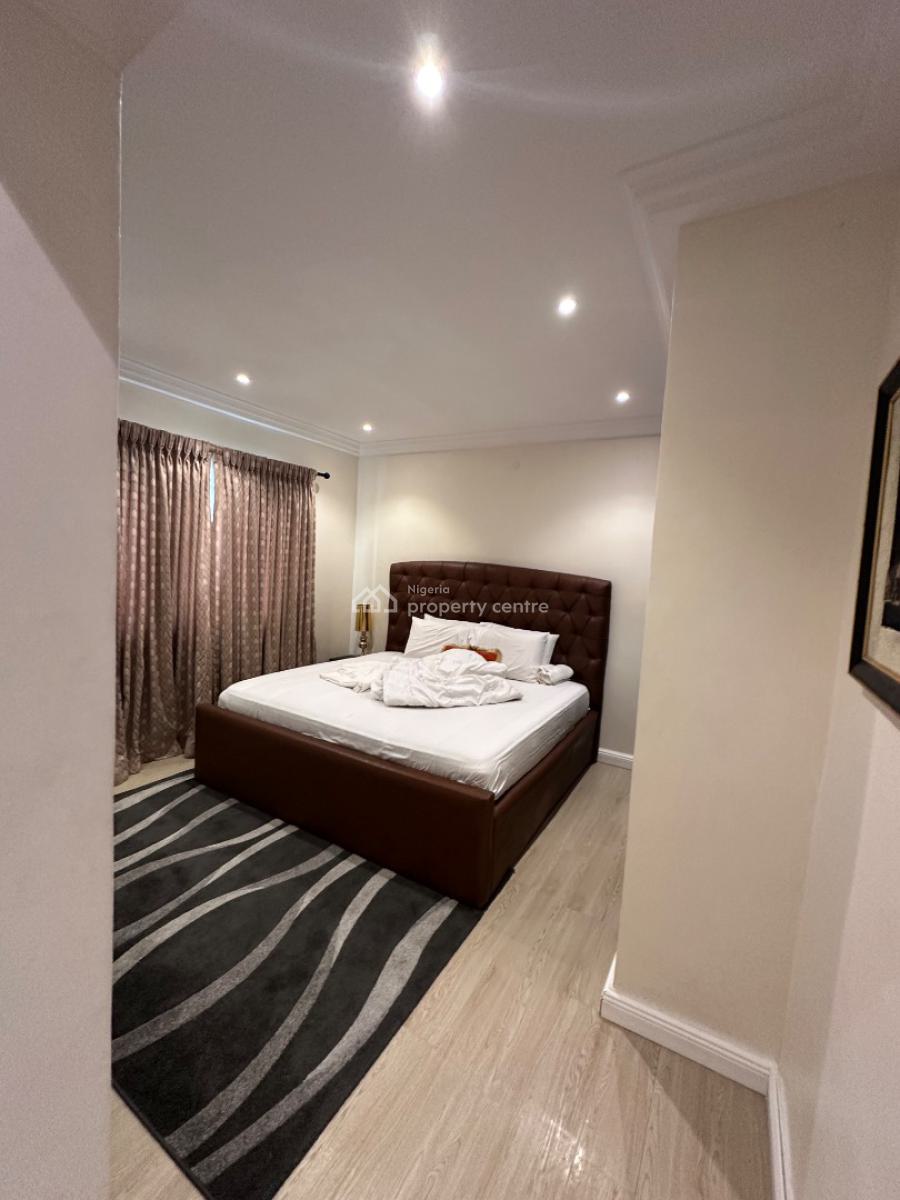 Coolest 2 Bedroom Luxury Apartment, Off Omorinre Johnson Street, Lekki Phase 1, Lekki, Lagos, Flat / Apartment Short Let