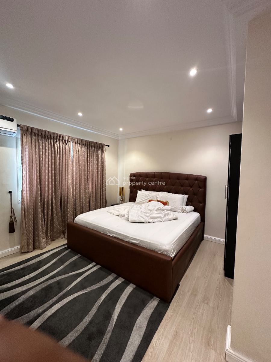 Coolest 2 Bedroom Luxury Apartment, Off Omorinre Johnson Street, Lekki Phase 1, Lekki, Lagos, Flat / Apartment Short Let