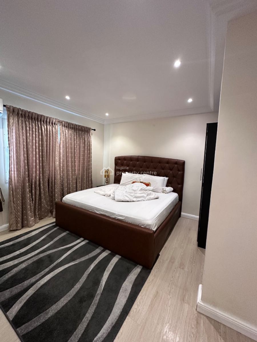 Coolest 2 Bedroom Luxury Apartment, Off Omorinre Johnson Street, Lekki Phase 1, Lekki, Lagos, Flat / Apartment Short Let