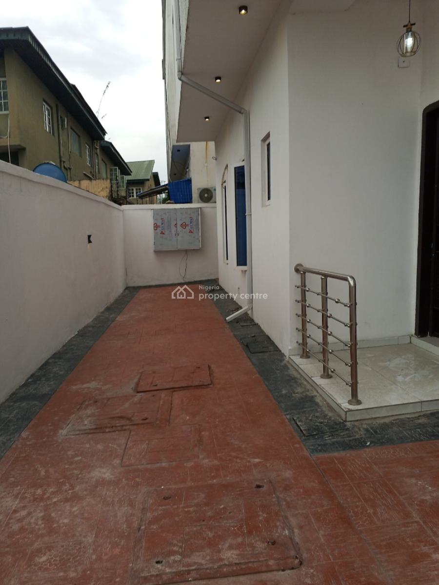 Luxury 5-bedroom Detach Duplex with Bq, Omole Phase 1, Ikeja, Lagos, Detached Duplex for Sale