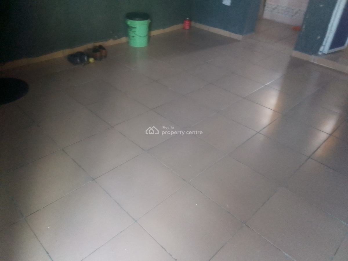 Spacious Luxury Self Contain with Excellent Features, Muniru Estate, Ogombo, Ajah, Lagos, Self Contain (single Rooms) for Rent