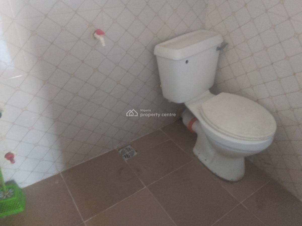 Spacious Luxury Self Contain with Excellent Features, Muniru Estate, Ogombo, Ajah, Lagos, Self Contain (single Rooms) for Rent