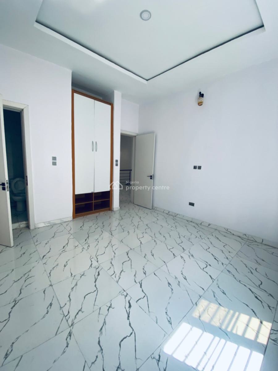 Standard 5 Bedrooms Detached Duplex with a Boys Quarter and Kitchen, Eleganza 2nd Toll Gate By Chevron, Lekki Phase 2, Lekki, Lagos, Detached Duplex for Rent