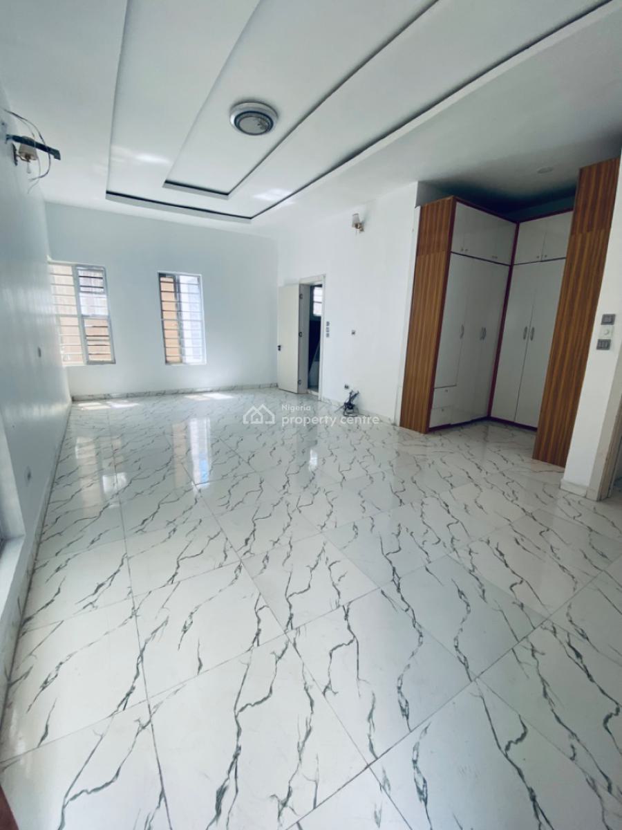 Standard 5 Bedrooms Detached Duplex with a Boys Quarter and Kitchen, Eleganza 2nd Toll Gate By Chevron, Lekki Phase 2, Lekki, Lagos, Detached Duplex for Rent