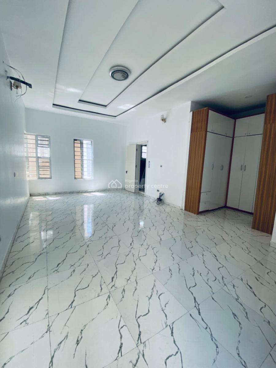 Standard 5 Bedrooms Detached Duplex with a Boys Quarter and Kitchen, Eleganza 2nd Toll Gate By Chevron, Lekki Phase 2, Lekki, Lagos, Detached Duplex for Rent
