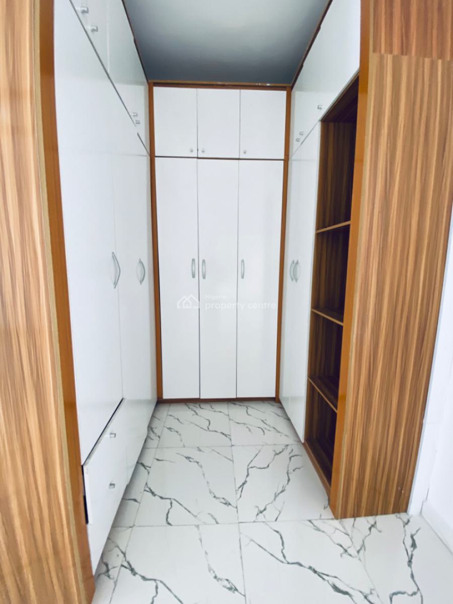 Standard 5 Bedrooms Detached Duplex with a Boys Quarter and Kitchen, Eleganza 2nd Toll Gate By Chevron, Lekki Phase 2, Lekki, Lagos, Detached Duplex for Rent