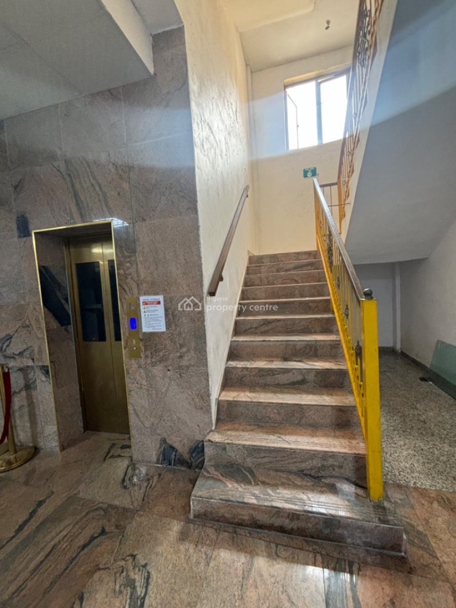 58sqm First Floor Space Available, Right Side, Lekki, Lagos, Plaza / Complex / Mall for Rent
