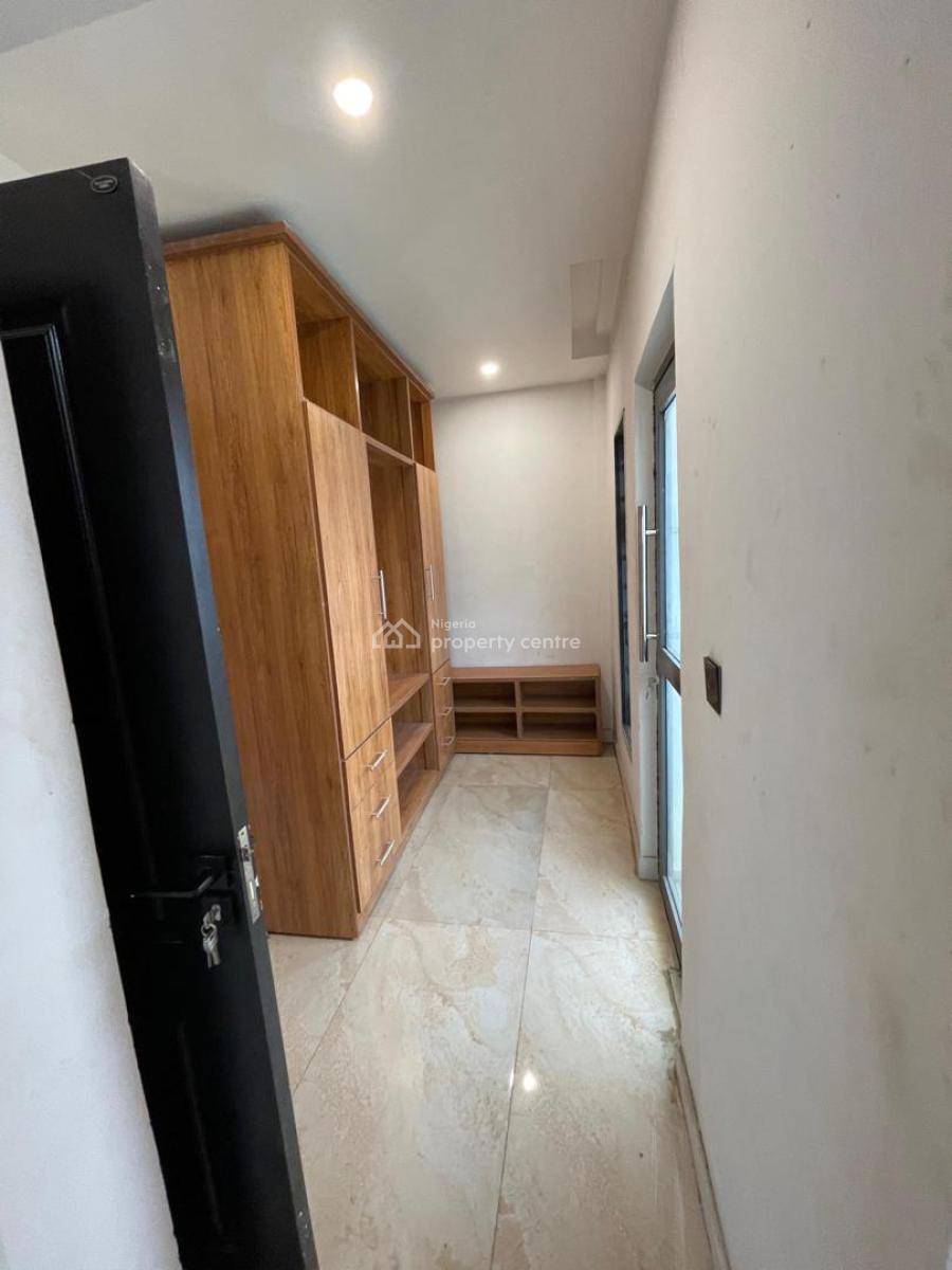 5-bedroom Fully Detached with Bq, Maryland, Lagos, House for Sale