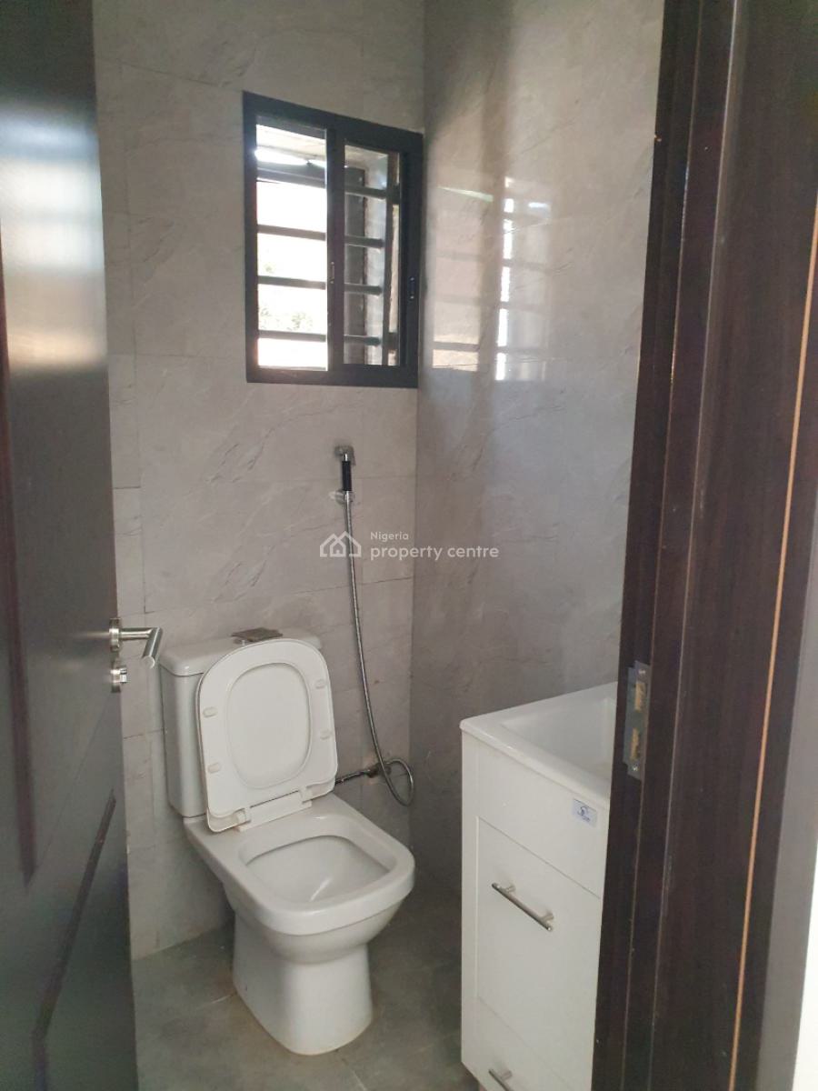 a Very Standard 4 Bedroom Penthouse, Sahara 2 Estate, Lokogoma District, Abuja, Detached Duplex for Rent