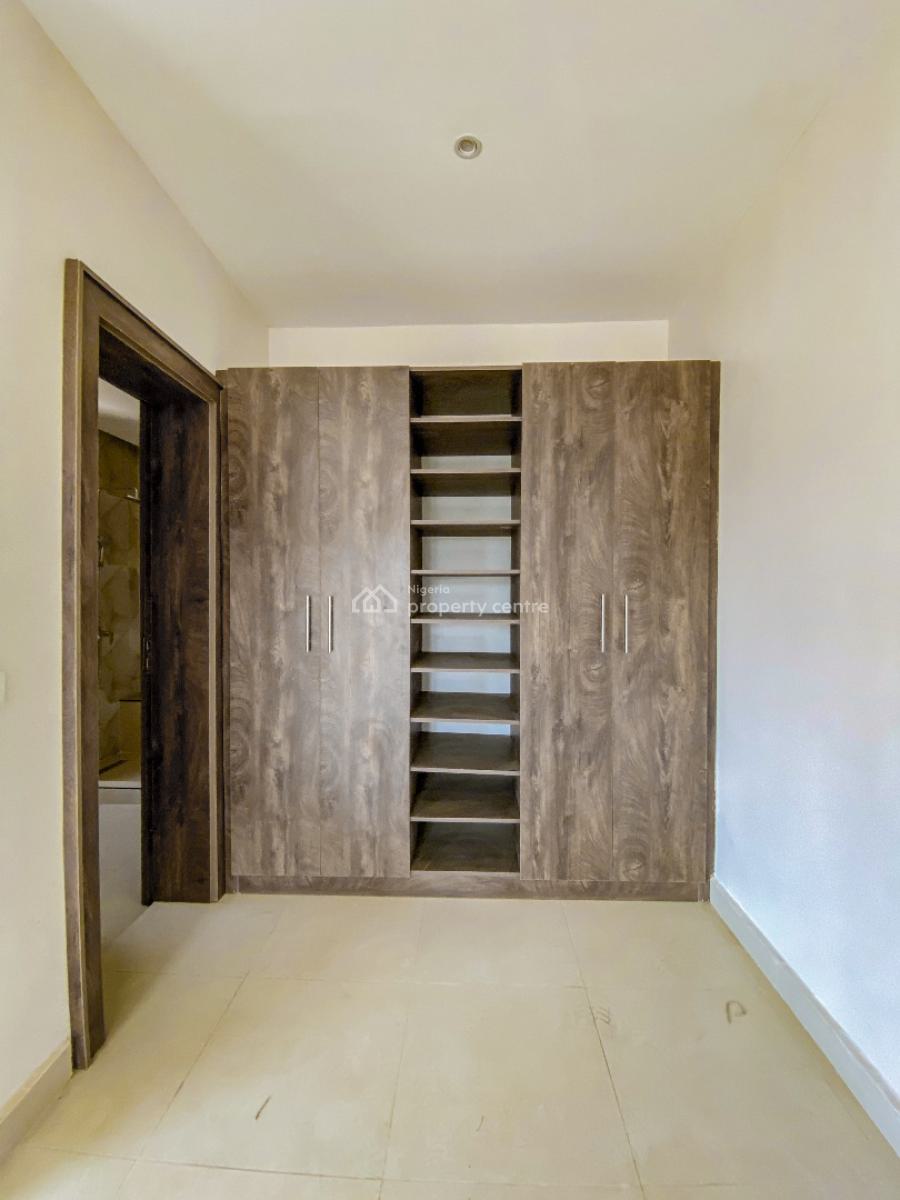 6-bedroom Detached Duplex, Jahi, Abuja, Detached Duplex for Sale