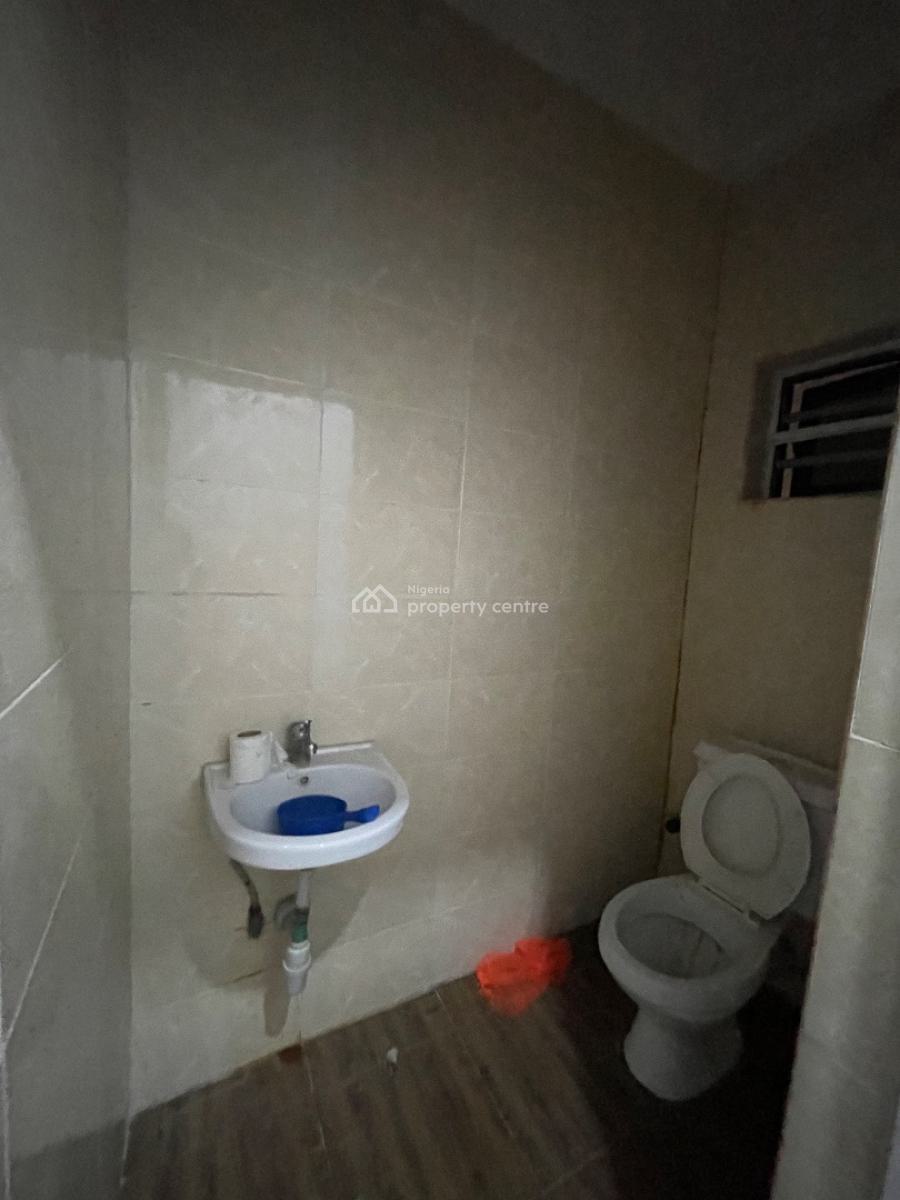 2 Bedroom Flat, Road 1. Lekki County Homes, Ikota, Lekki, Lagos, Flat / Apartment for Rent