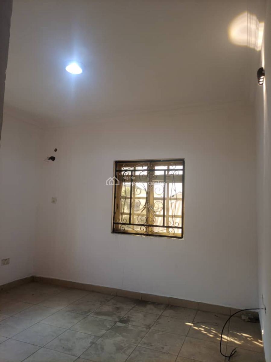 3 Bedroom Flat Is Available, Off Lekki Phase 1 Gate, Lekki Phase 1, Lekki, Lagos, Flat / Apartment for Rent