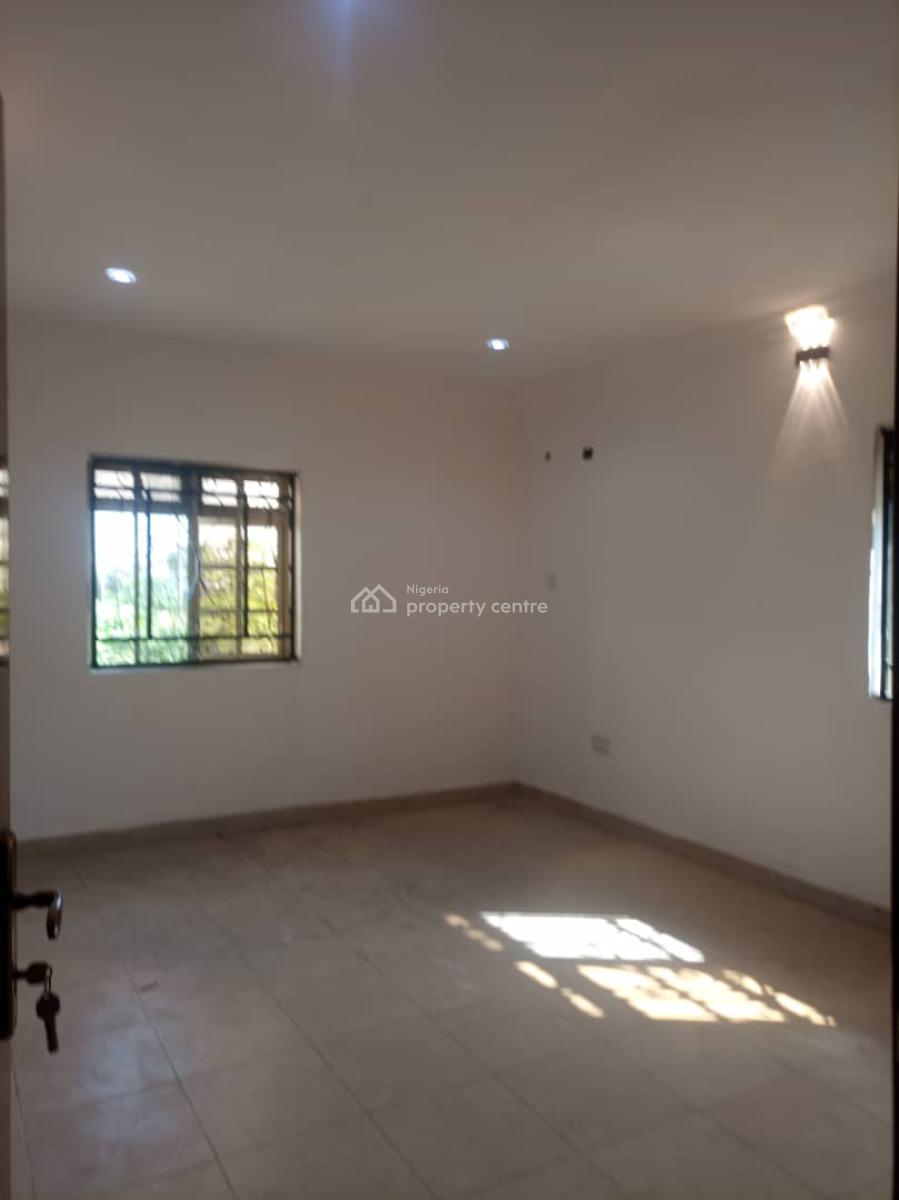 3 Bedroom Flat Is Available, Off Lekki Phase 1 Gate, Lekki Phase 1, Lekki, Lagos, Flat / Apartment for Rent