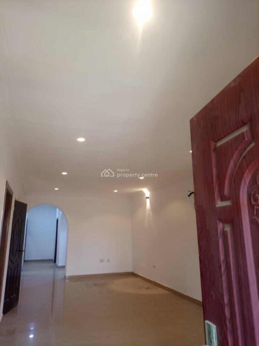 3 Bedroom Flat Is Available, Off Lekki Phase 1 Gate, Lekki Phase 1, Lekki, Lagos, Flat / Apartment for Rent