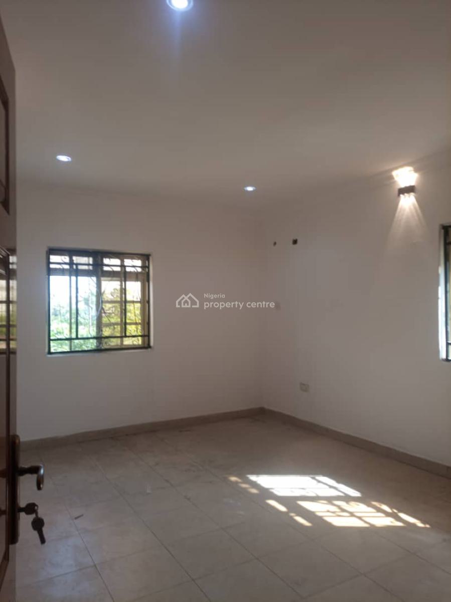 3 Bedroom Flat Is Available, Off Lekki Phase 1 Gate, Lekki Phase 1, Lekki, Lagos, Flat / Apartment for Rent