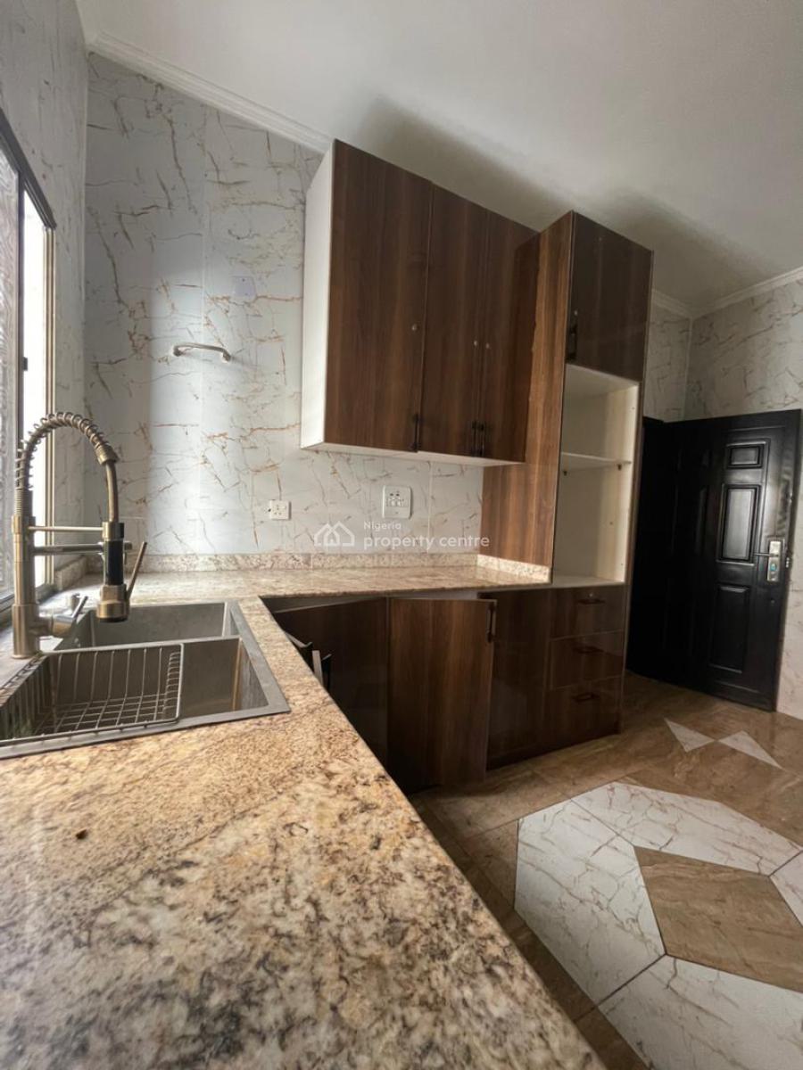 a 3 Bedroom Semi Detached Duplex, Lekki Phase 1, Lekki, Lagos, Semi-detached Duplex for Rent