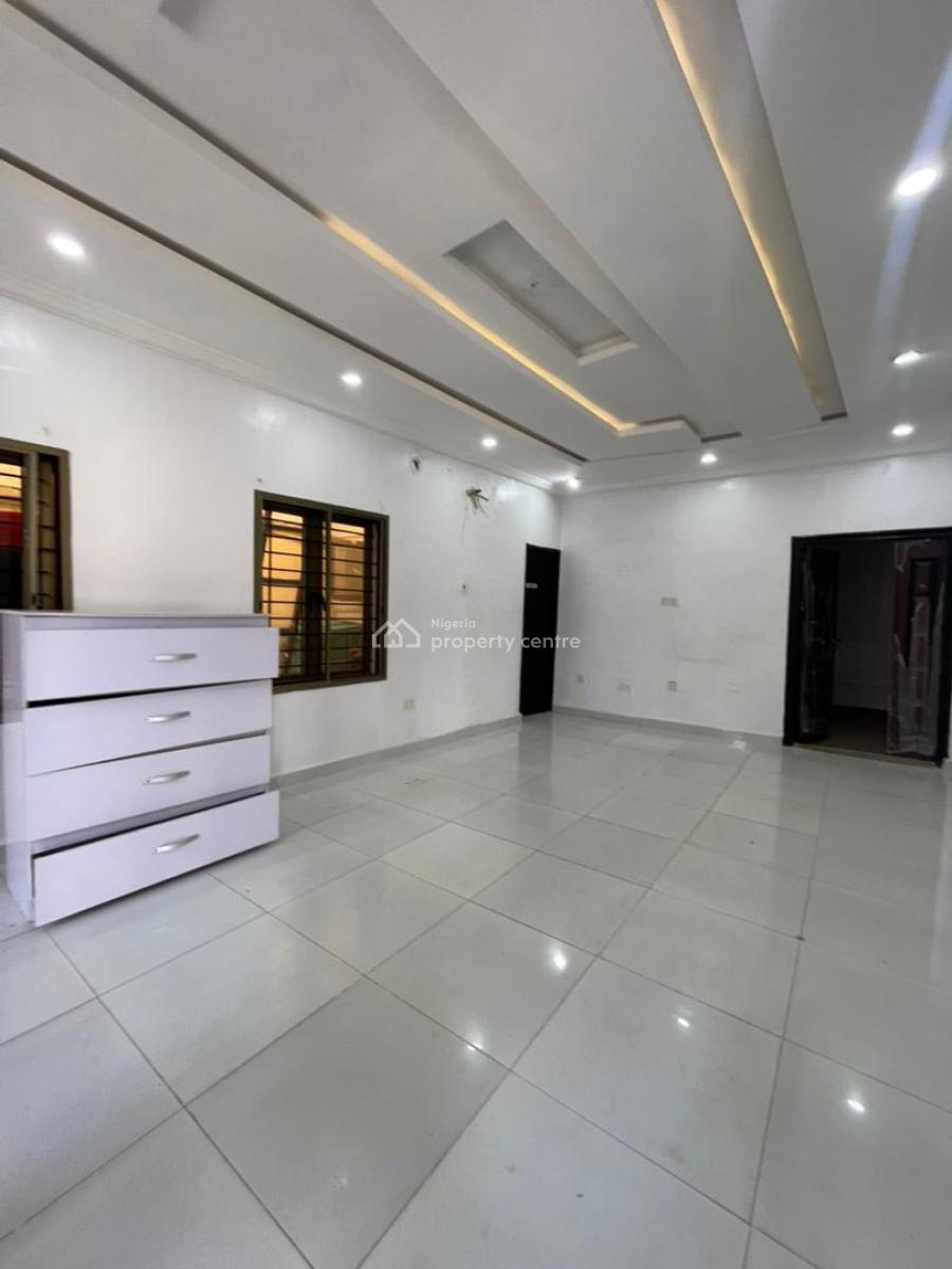 a 3 Bedroom Semi Detached Duplex, Lekki Phase 1, Lekki, Lagos, Semi-detached Duplex for Rent