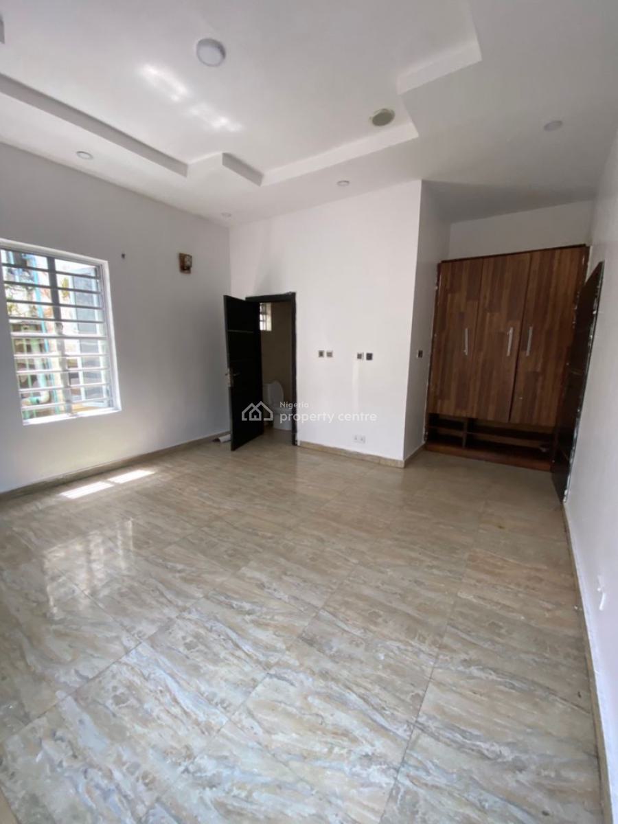 Semi Masters Bedroom Shared Apartment, Osapa, Lekki, Lagos, Flat / Apartment for Rent