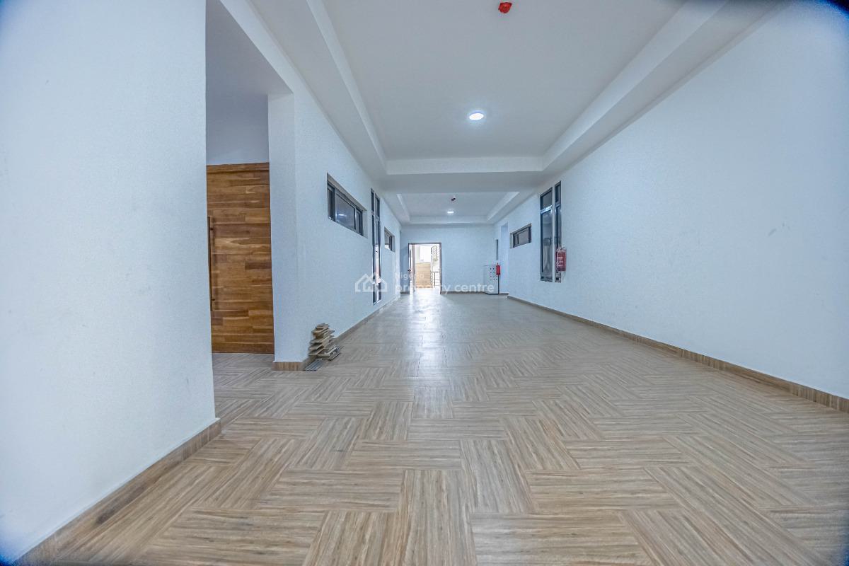 Luxury 3 Bedroom Condo with Bq, Lekki Phase 1, Lekki, Lagos, Block of Flats for Sale