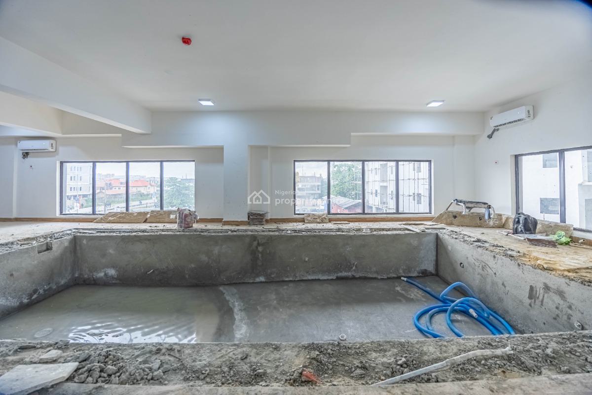 Luxury 3 Bedroom Condo with Bq, Lekki Phase 1, Lekki, Lagos, Block of Flats for Sale