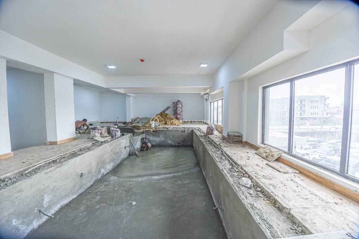 Luxury 3 Bedroom Condo with Bq, Lekki Phase 1, Lekki, Lagos, Block of Flats for Sale