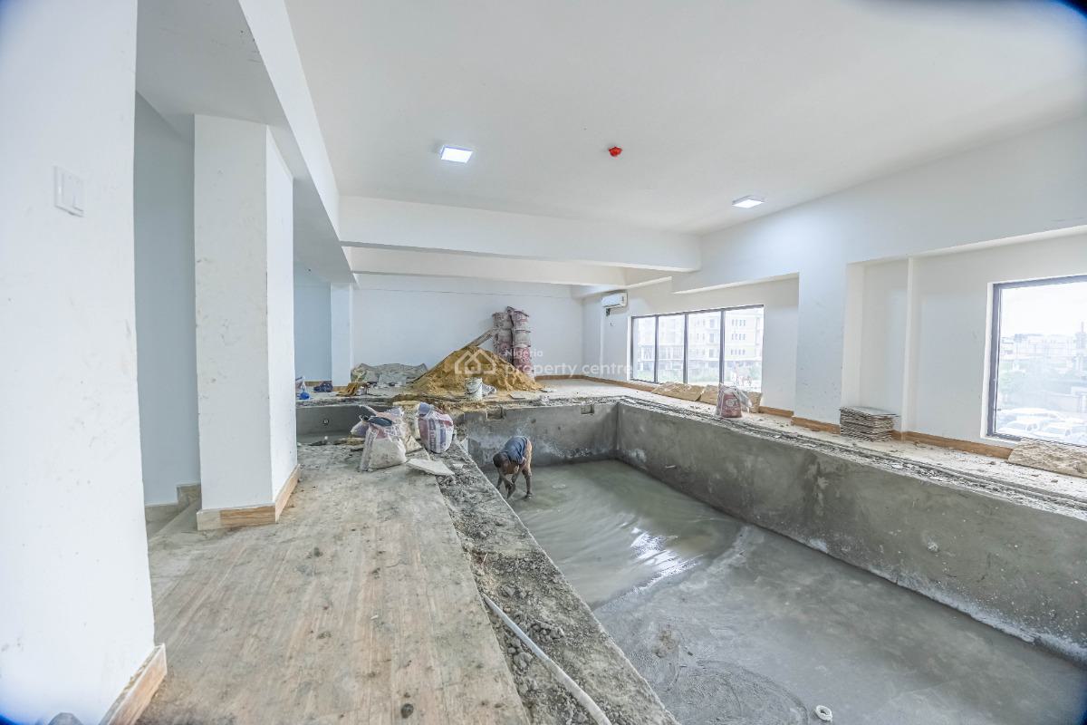 Luxury 3 Bedroom Condo with Bq, Lekki Phase 1, Lekki, Lagos, Block of Flats for Sale