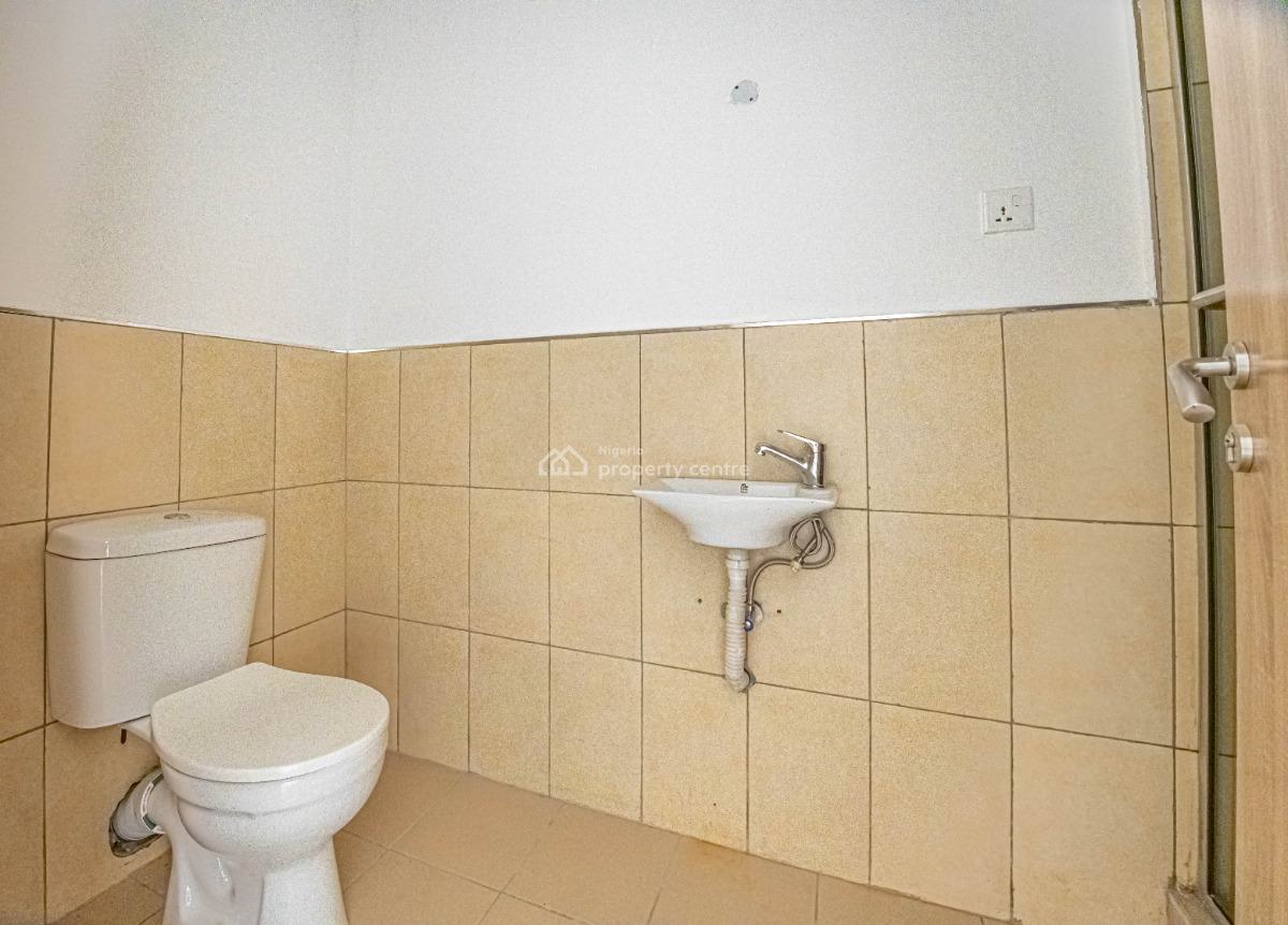 Luxury 3 Bedroom Condo with Bq, Lekki Phase 1, Lekki, Lagos, Block of Flats for Sale