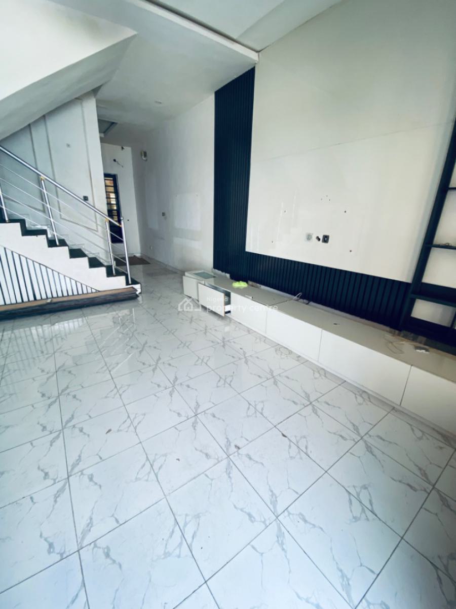 2 Bedrooms Terrace Duplex, Ikota, Lekki, Lagos, Terraced Duplex for Rent