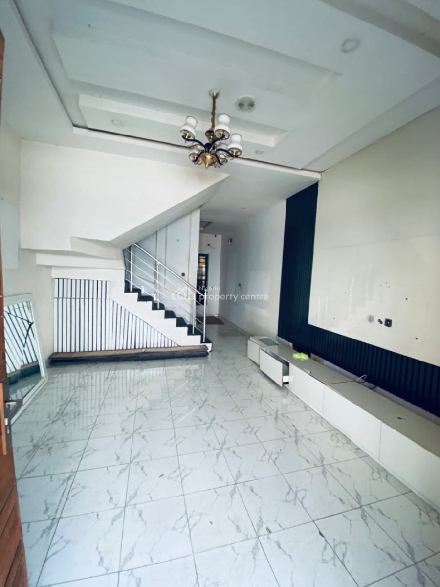 2 Bedrooms Terrace Duplex, Ikota, Lekki, Lagos, Terraced Duplex for Rent