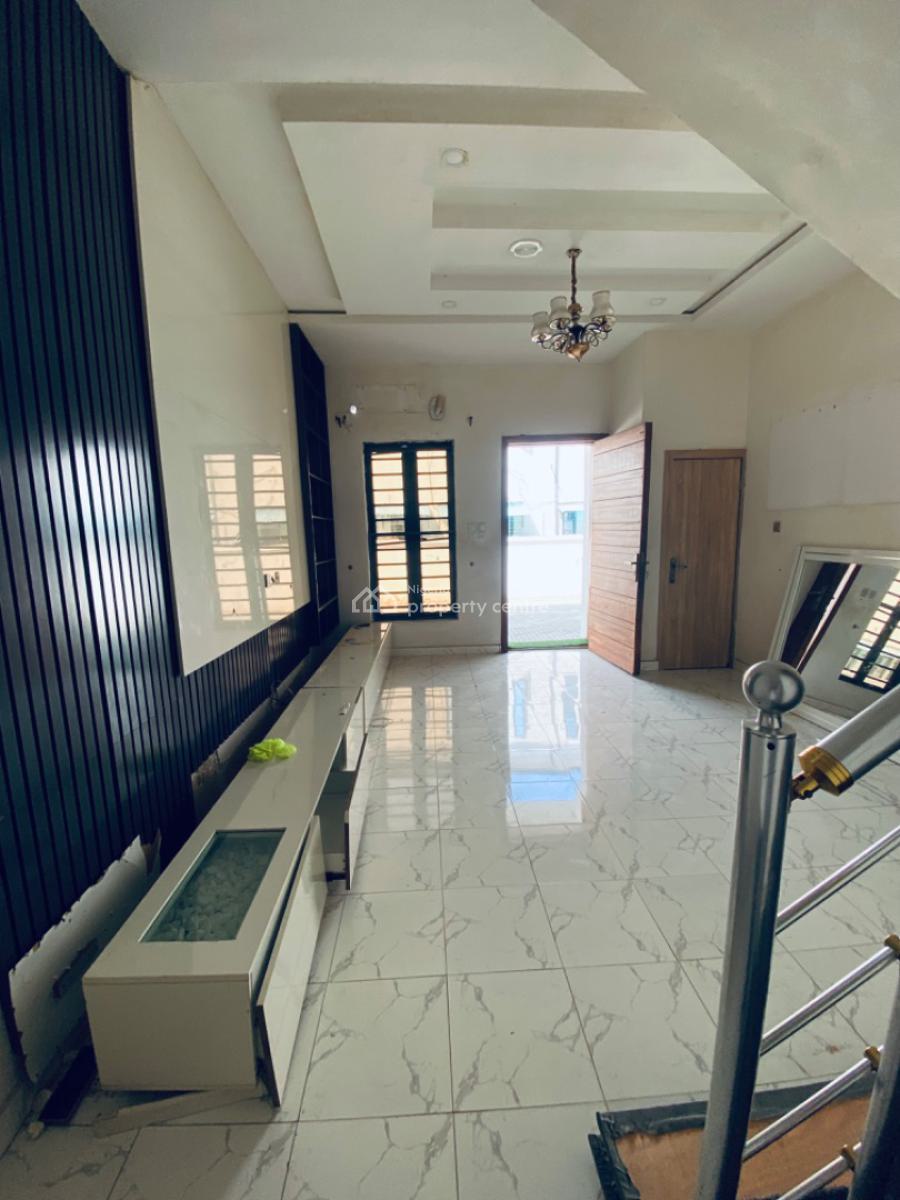 2 Bedrooms Terrace Duplex, Ikota, Lekki, Lagos, Terraced Duplex for Rent