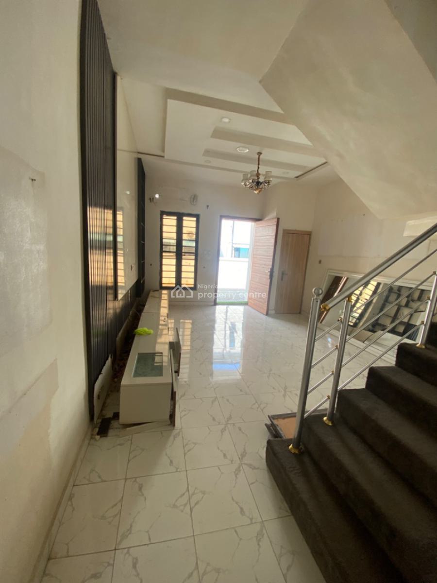 2 Bedrooms Terrace Duplex, Ikota, Lekki, Lagos, Terraced Duplex for Rent