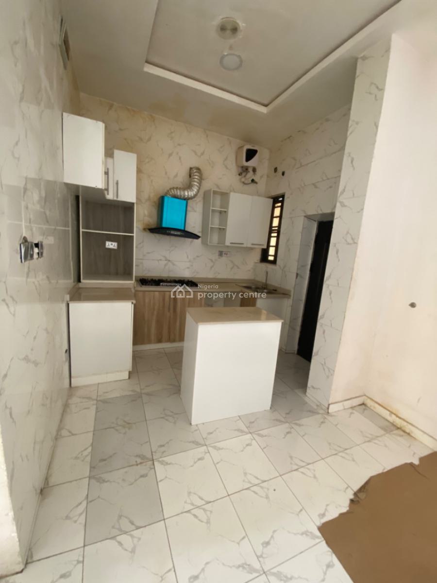2 Bedrooms Terrace Duplex, Ikota, Lekki, Lagos, Terraced Duplex for Rent